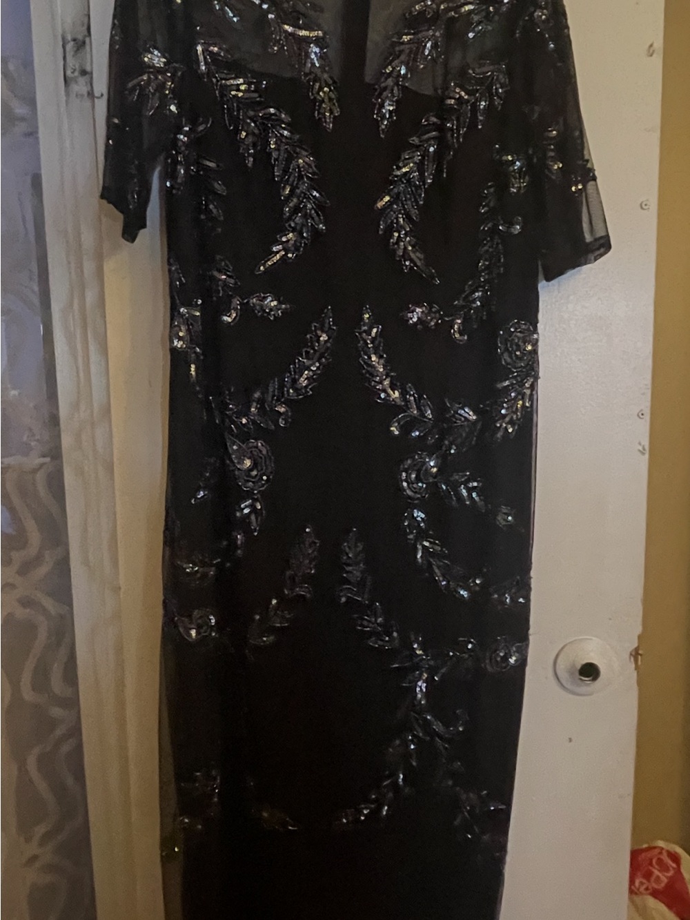 Elegant Black Sequined Evening Dress